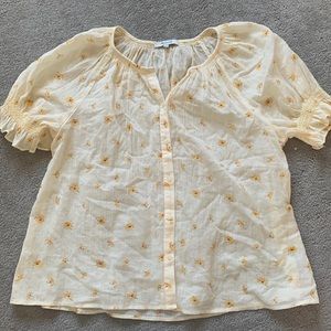 Madewell daisy smocked top size M